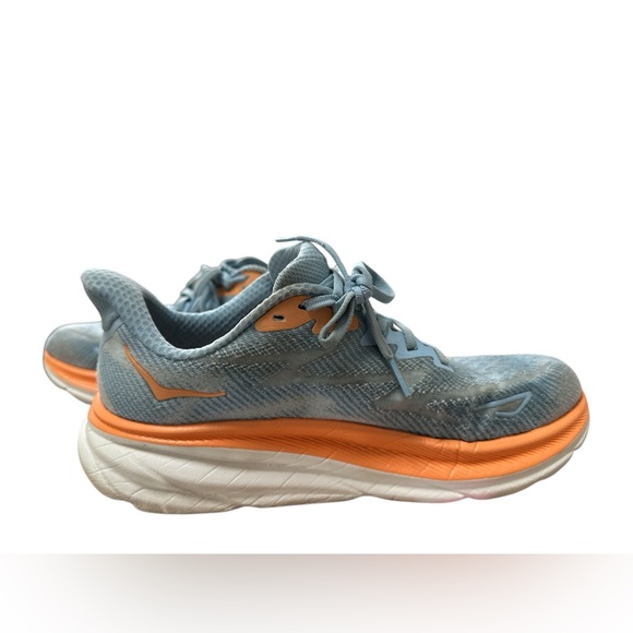 Hoka Clifton 9, size 8.5 D-wide, Airy blue - Picture 10 of 12